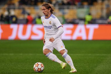 KYIV, UKRAINE - 19 Ekim 2021: Luka Modriç. UEFA Şampiyonlar Ligi karşılaşması FC Shakhtar Donetsk - FC Real Madrid