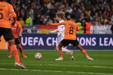 KYIV, UKRAINE - 19 Ekim 2021: Luka Modriç. UEFA Şampiyonlar Ligi karşılaşması FC Shakhtar Donetsk - FC Real Madrid