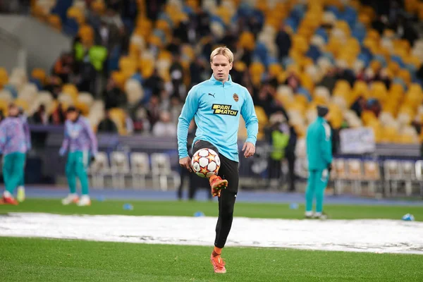 KYIV, UKRAINE - 19 Ekim 2021: orta saha oyuncusu Mykhailo Mudryk. UEFA Şampiyonlar Ligi karşılaşması FC Shakhtar Donetsk - FC Real Madrid