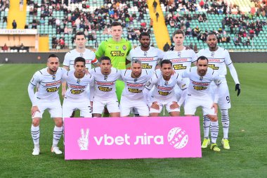 POLTAVA, UKRAINE - 23 Ekim 2021 Shakhtar takım fotoğrafı. Ukrayna Premiere Ligi FC Vorskla Poltava FC Shakhtar Donetsk 'e karşı