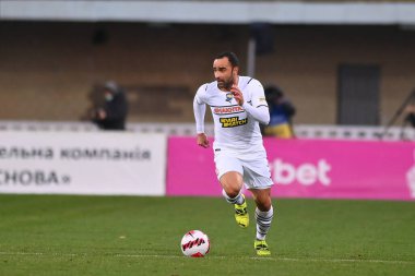 POLTAVA, UKRAINE - 23 Ekim 2021: Savunma oyuncusu İsmail (31). Ukrayna Premiere Ligi FC Vorskla Poltava FC Shakhtar Donetsk 'e karşı