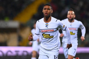 POLTAVA, UKRAINE - 23 Ekim 2021: Tete. Ukrayna Premiere Ligi FC Vorskla Poltava FC Shakhtar Donetsk 'e karşı