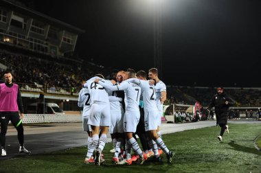 POLTAVA, UKRAINE - 23 Ekim 2021 Ukrayna Premiere Ligi FC Vorskla Poltava FC Shakhtar Donetsk 'e karşı