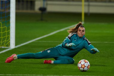 KHARKIV, UKRAINE - 6 Ekim 2021: UEFA Kadınlar Ligi karşılaşması FC Kharkiv ile FC Real Madrid arasındaki