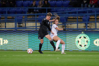 KHARKIV, UKRAINE - 6 Ekim 2021: FC Kharkiv - FC Real Madrid arasındaki UEFA Kadınlar Şampiyonlar Ligi maçı