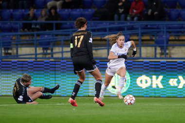 KHARKIV, UKRAINE - 6 Ekim 2021 Athenea del Castillo. FC Kharkiv ile FC Real Madrid arasındaki UEFA Kadınlar Şampiyonlar Ligi karşılaşması
