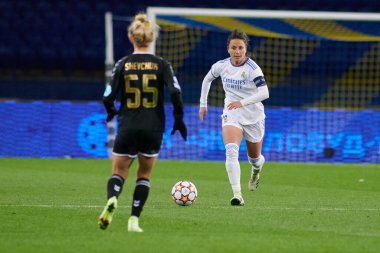 KHARKIV, UKRAINE - 6 Ekim 2021: Ivana Andres (kaptan). FC Kharkiv ile FC Real Madrid arasındaki UEFA Kadınlar Şampiyonlar Ligi karşılaşması