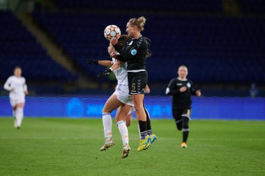 KHARKIV, UKRAINE - 6 Ekim 2021: FC Kharkiv - FC Real Madrid arasındaki UEFA Kadınlar Şampiyonlar Ligi maçı