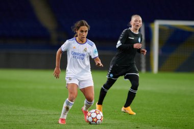 KHARKIV, UKRAINE - 6 Ekim 2021: Lorena Navarro FC Kharkiv - FC Real Madrid arasındaki UEFA Kadınlar Şampiyonlar Ligi maçı sırasında