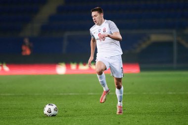 KHARKIV, UKRAINE - 31 Ekim 2021: Ukrayna Premiere Ligi FC Metalist-1925 Kharkiv - FC Zorya Luhansk maçı