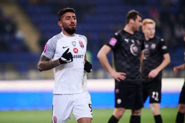 KHARKIV, UKRAINE - 31 Ekim 2021: Ukrayna Premiere Ligi FC Metalist-1925 Kharkiv - FC Zorya Luhansk maçı