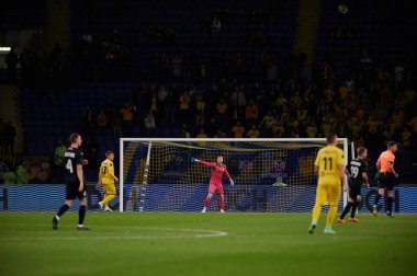 KHARKIV, UKRAINE - 1 Kasım 2021: Ukrayna PFL FC Metal Alianlara karşı futbol maçı