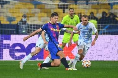 KYIV, UKRAINE - 2 Kasım 2021: UEFA Şampiyonlar Ligi FC Dinamo Kyiv - FC Barcelona