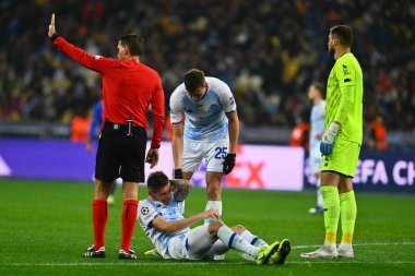 KYIV, UKRAINE - 2 Kasım 2021: UEFA Şampiyonlar Ligi FC Dinamo Kyiv - FC Barcelona