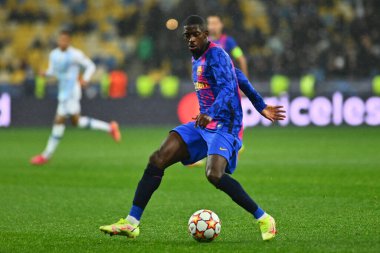 KYIV, UKRAINE - 2 Kasım 2021: Ousmane Dembele (7). UEFA Şampiyonlar Ligi FC Dinamo Kyiv, FC Barcelona 'ya karşı.