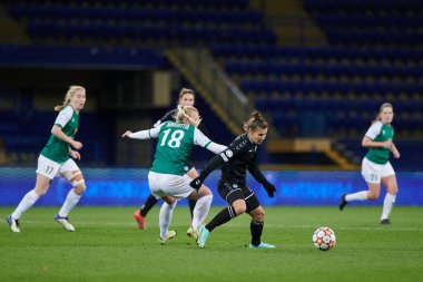 KHARKIV, UKRAINE - 9 Kasım 2021: Bayanlar Şampiyonlar Ligi WFC Kharkiv-WFC Breidablik maçı sırasında Olha Ovdiychuk 