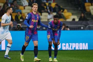 KYIV, UKRAINE - 2 Kasım 2021: Ansu Fati (10). UEFA Şampiyonlar Ligi FC Dinamo Kyiv, FC Barcelona 'ya karşı.