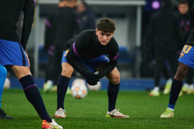 KYIV, UKRAINE - 2 Kasım 2021: Gavi (30). UEFA Şampiyonlar Ligi FC Dinamo Kyiv, FC Barcelona 'ya karşı.