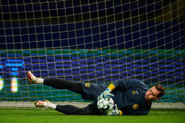 KHARKIV, UKRAINE - 13 Kasım 2021: Oleksandr Rybka. Ukraynalı PFL Metalist-Prykarpattya futbol karşılaşması
