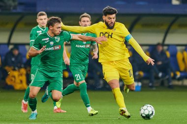 KHARKIV, UKRAINE - 13 Kasım 2021: Fares Bahlouli. Ukraynalı PFL Metalist-Prykarpattya futbol karşılaşması