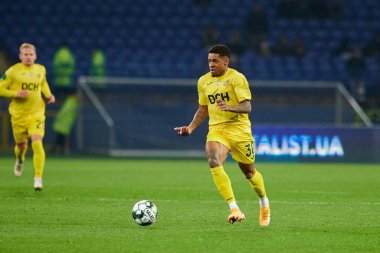 KHARKIV, UKRAINE - 13 Kasım 2021: Kadeem Harris. Ukraynalı PFL Metalist-Prykarpattya futbol karşılaşması