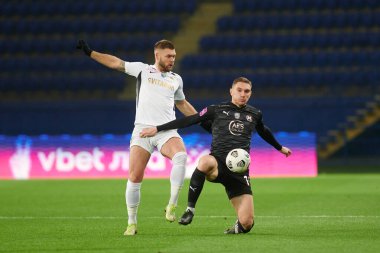 KHARKIV, UKRAINE - 4 Aralık 2021: Ukrayna Premiere Ligi Metalist-1925 Kharkiv-FC Kolos Kovalivka futbol karşılaşması