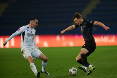 KHARKIV, UKRAINE - 4 Aralık 2021: Ukrayna Premiere Ligi Metalist-1925 Kharkiv-FC Kolos Kovalivka futbol karşılaşması