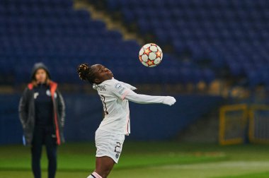 KHARKIV, UKRAINE - 8 Aralık 2021: UEFA Kadınlar Şampiyonlar Ligi Zhilstroi-1 - PSG. 