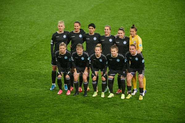 KHARKIV, UKRAINE - 8 Aralık 2021: UEFA Kadınlar Şampiyonlar Ligi Zhilstroi-1 - PSG. 