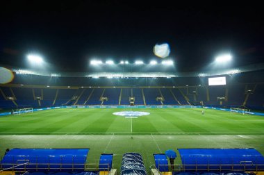 KHARKIV, UKRAINE - 8 Aralık 2021: UEFA Kadınlar Şampiyonlar Ligi Zhilstroi-1 - PSG maçından önce Metalist Stadyum. 