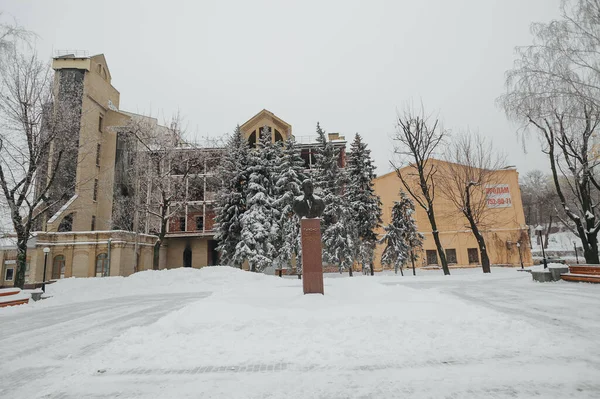哈尔科夫 2017年1月10日 哈尔科夫大街上的雪 城市冬季景观 — 图库照片