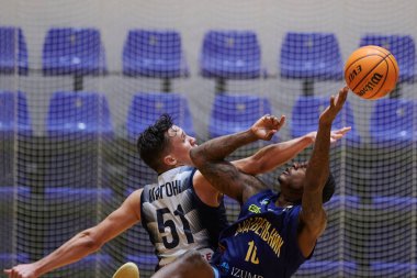 KHARKIV, UKRAINE - 16 HAZİRAN 2022 Ukrayna Kupası BC Sokoly - BC Budivelnik