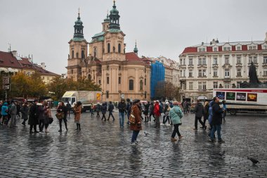PRAG, CZECH Cumhuriyet, 29 EKİM 2018: Eski Kasaba Meydanı