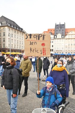 GERMANY, LEIPZIG: 5 Mart 2022: Rusya 'nın son saldırılarına karşı Ukrayna' yı destekleyen bir gösteri yapıldı
