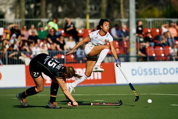 ALMANY, DÜZSELDORF - 23 Mart 2022: FIH Hokey Pro League, Deutschland - Spanien