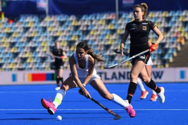 ALMANLIK, MOENCHENGLADBACH - 26 Mart 2022: kazandıktan sonra Alman. FIH Hokey Pro League, Deutschland - ABD