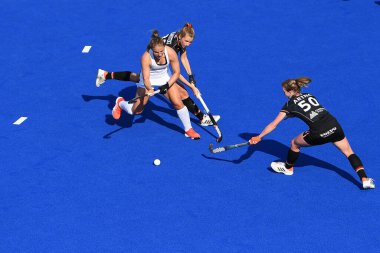 ALMANLIK, MOENCHENGLADBACH - 26 Mart 2022: kazandıktan sonra Alman. FIH Hokey Pro League, Deutschland - ABD