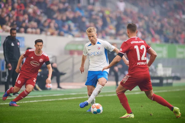 DUESSELDORF, ALMANY - 8 Nisan 2022: Futbol maçı Bundesliga 2 Fortuna - Hansa