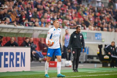 DÜKSELDORF, ALMANY - 8 Nisan 2022: Timo Becker. Futbol maçı Bundesliga 2 Fortuna - Hansa