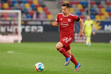 DUESSELDORF, ALMANY - 8 Nisan 2022: Shinta Appelkamp. Futbol maçı Bundesliga 2 Fortuna - Hansa