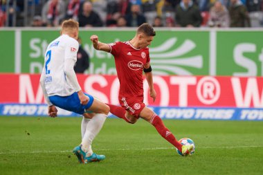 DUESSELDORF, ALMANY - 8 Nisan 2022: Futbol maçı Bundesliga 2 Fortuna - Hansa