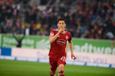 DUESSELDORF, ALMANY - 8 Nisan 2022: Shinta Appelkamp. Futbol maçı Bundesliga 2 Fortuna - Hansa