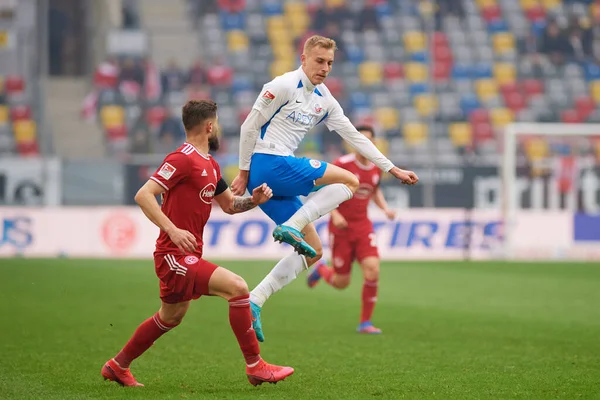 DUESSELDORF, ALMANY - 8 Nisan 2022: Futbol maçı Bundesliga 2 Fortuna - Hansa