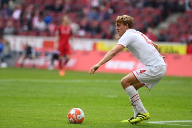 KOELN, GERMANY - 23 Nisan 2022: Futbol maçı Bundesliga Koln - Arminia