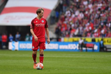 KOELN, GERMANY - 23 Nisan 2022: Futbol maçı Bundesliga Koln - Arminia