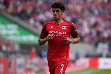 KOELN, GERMANY - 23 Nisan 2022: Futbol maçı Bundesliga Koln - Arminia