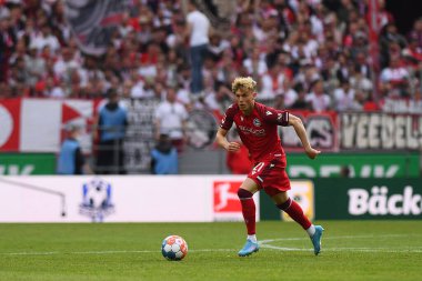 KOELN, GERMANY - 23 Nisan 2022: Futbol maçı Bundesliga Koln - Arminia