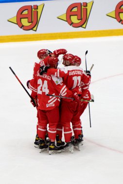 TYCHY, POLAND - 29 Nisan 2022: IIHF 2022 Buz Hokeyi Dünya Şampiyonası Div 1B Sırbistan - Polonya