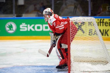 TYCHY, POLAND - 29 Nisan 2022: IIHF 2022 Buz Hokeyi Dünya Şampiyonası Div 1B Sırbistan - Polonya