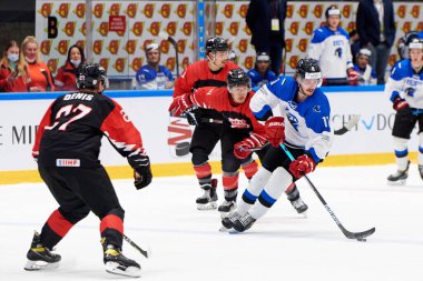 TYCHY, POLAND - 28 Nisan 2022: IIHF 2022 Buz Hokeyi Dünya Şampiyonası Div 1B Japonya - Estonya